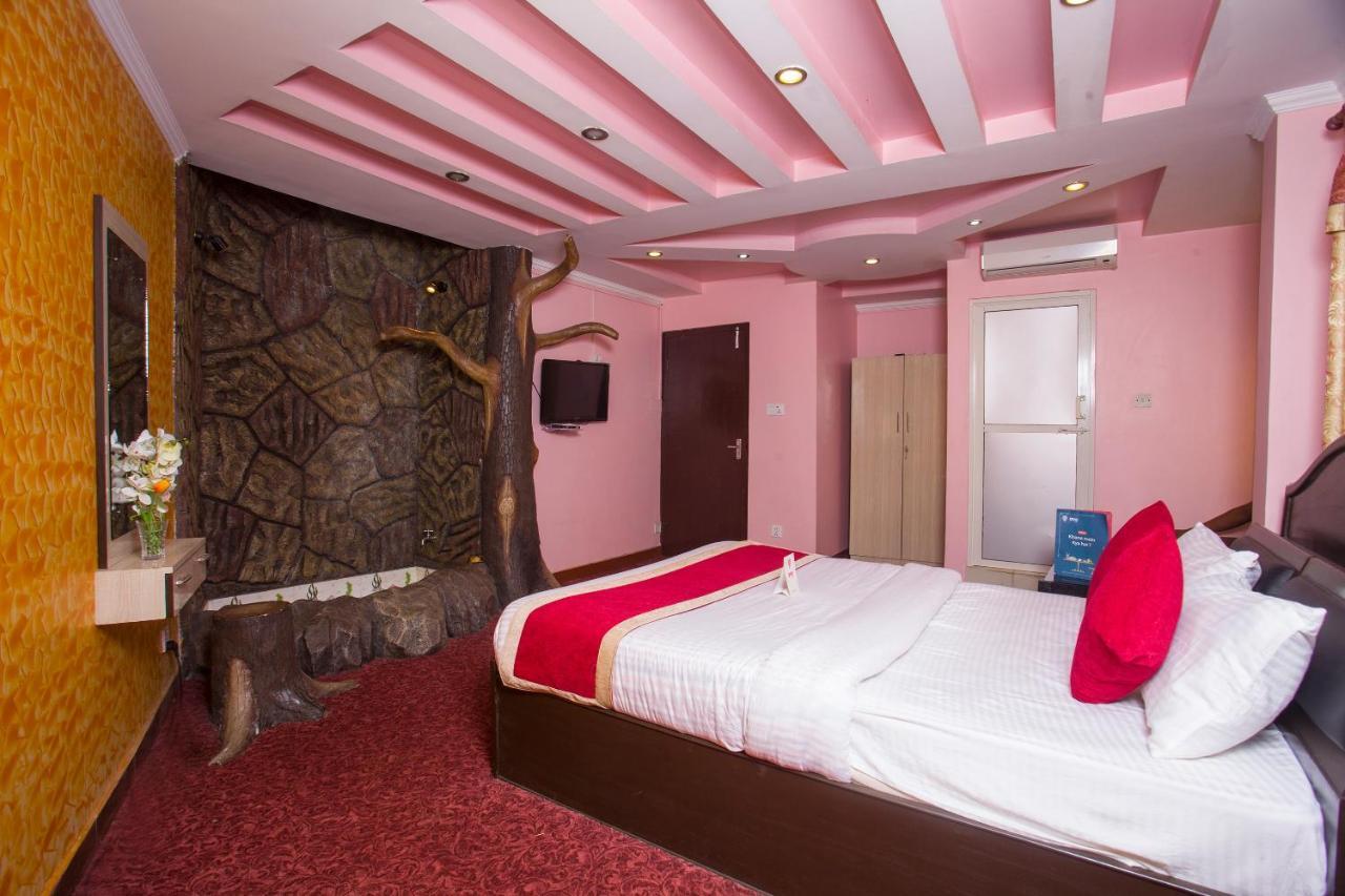 Oyo 161 Ram Janaki Hotel Kathmandu Exterior photo