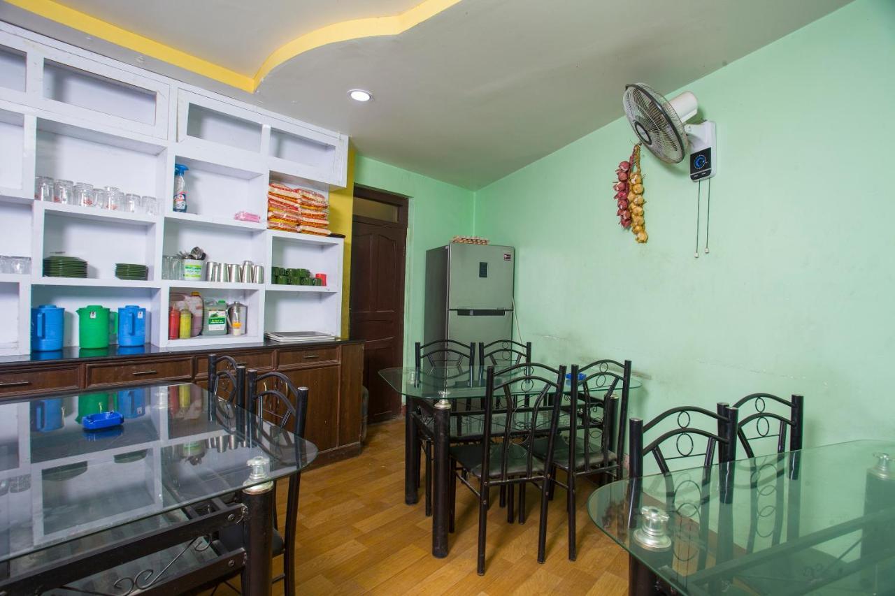 Oyo 161 Ram Janaki Hotel Kathmandu Exterior photo